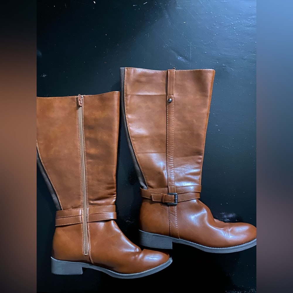 Brown Wide Calf Riding Boots with Smooth Leather Rounded Toe and Side Buckles